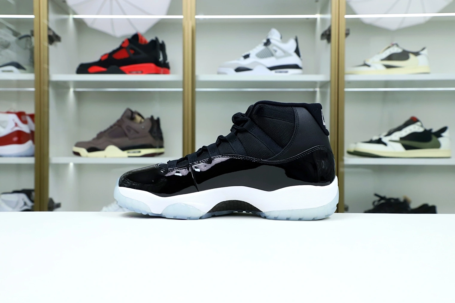 JORDAN AIR 11 NIKE 0717